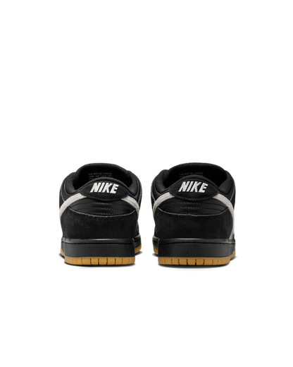 Nike SB Dunk Low Pro: Black/Gum
